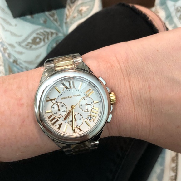 Michael Kors Watch - Picture 5 of 6